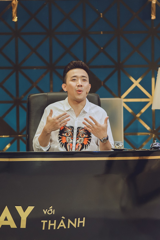 Công Trí xúc động kể với Trấn Thành chuyện không có bạn bè trong showbiz Công Trí xúc động kể với Trấn Thành chuyện không có bạn bè trong showbiz
